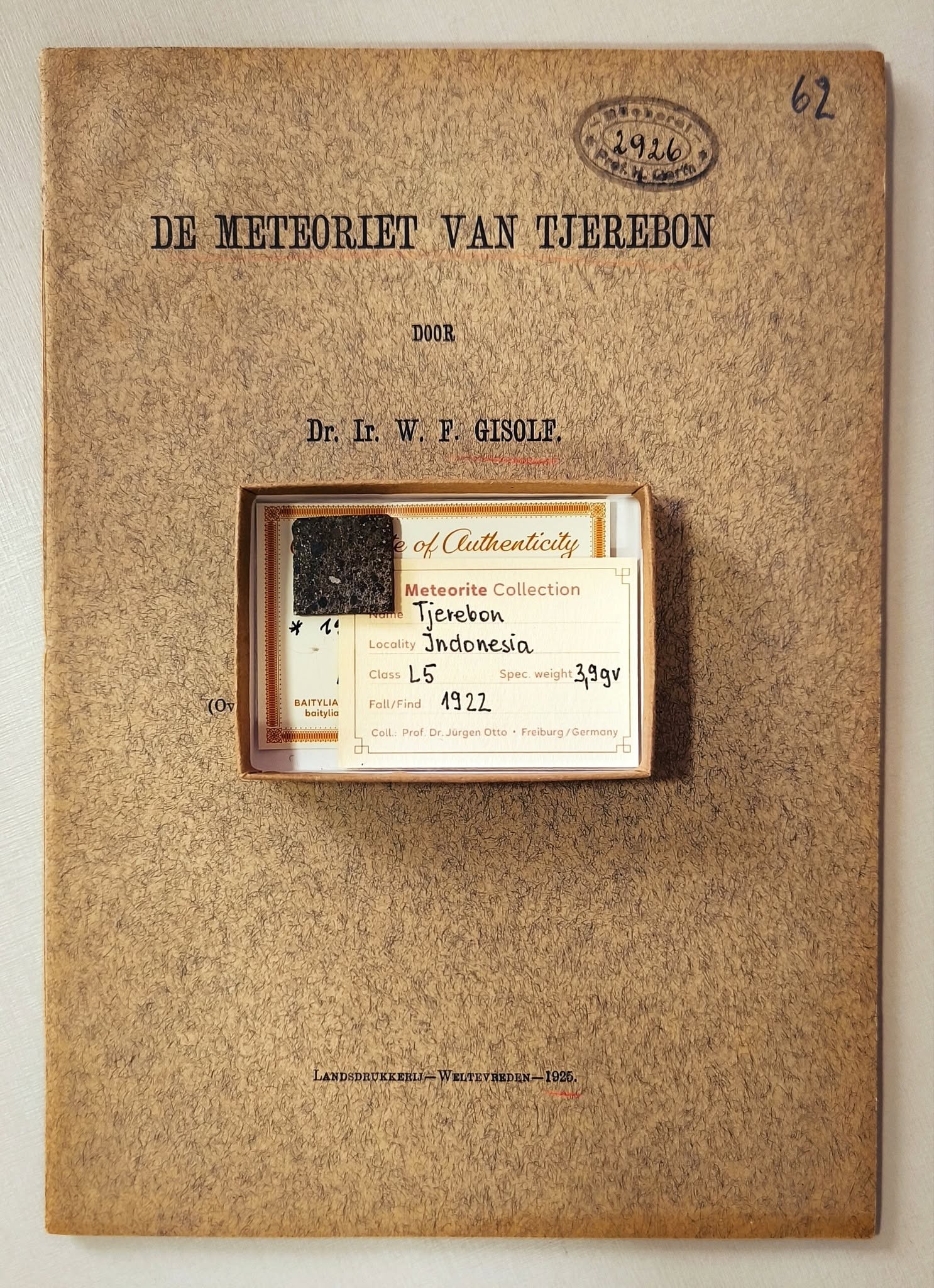Meteorito Tjerebon da coleção Emanuel Foglietto